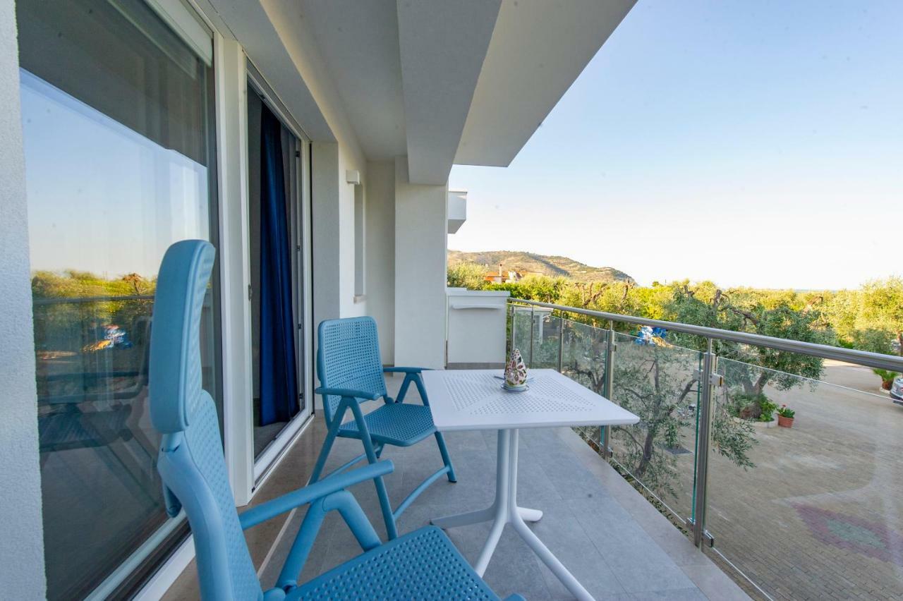 Hotel Residence Torre Del Porto Mattinata Luaran gambar